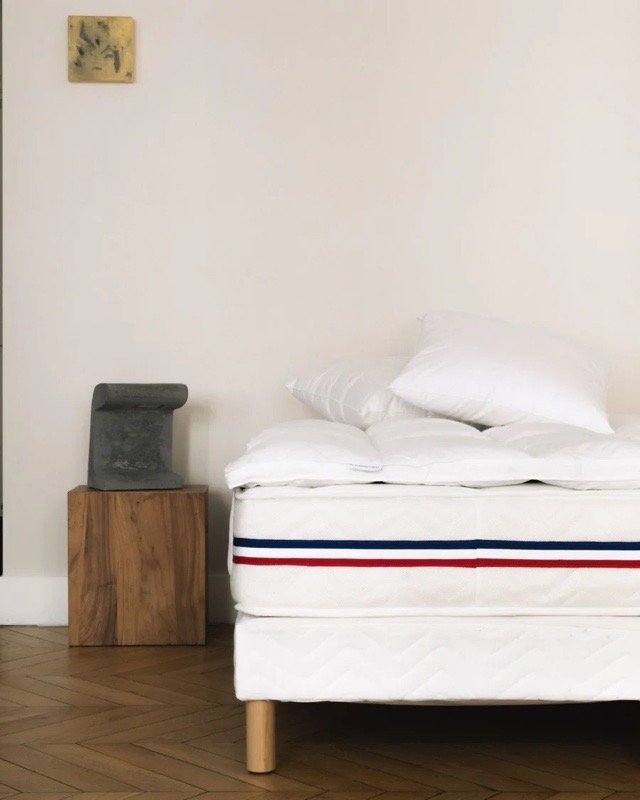 Lit habillé d'une literie Le Matelas Français